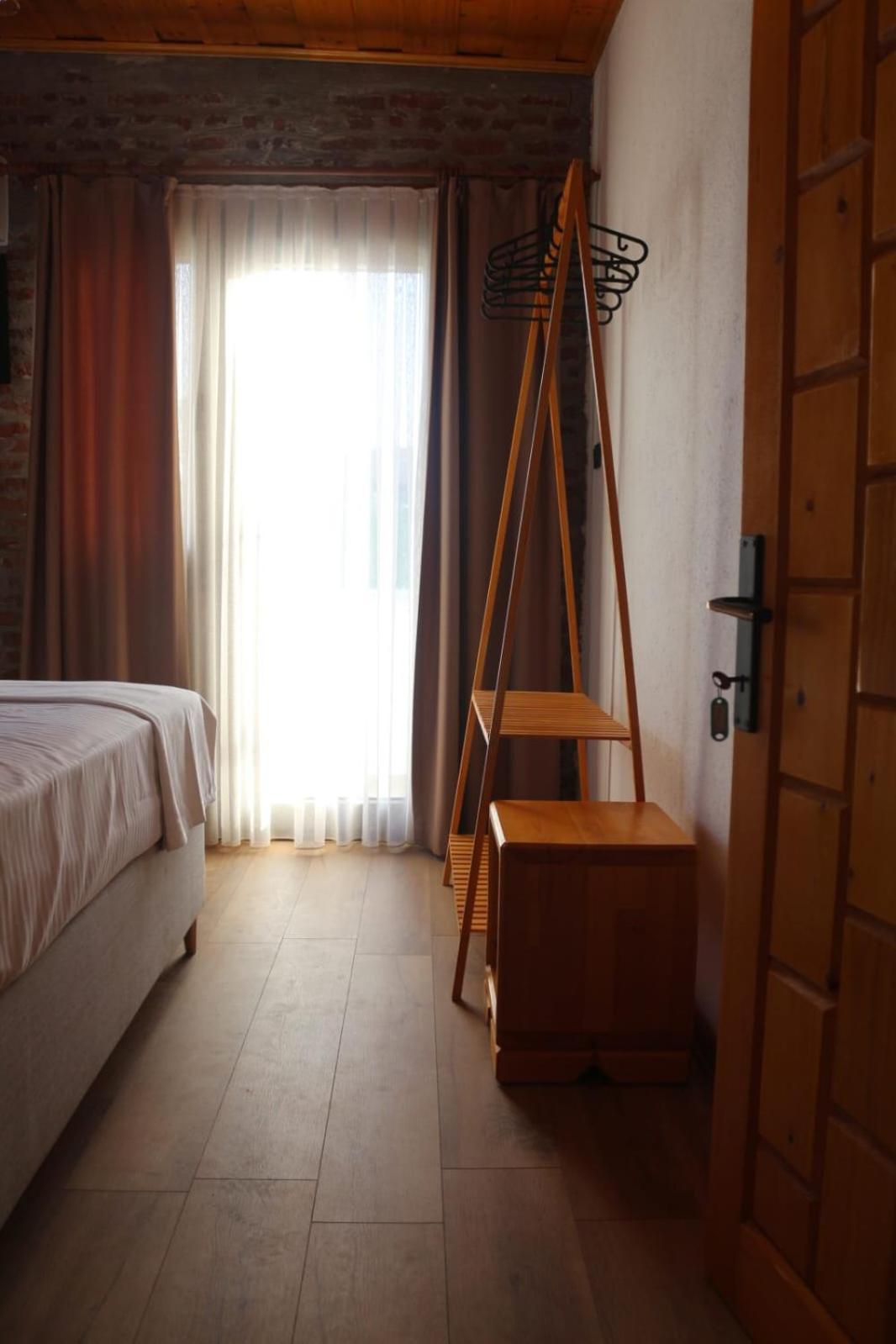 Moj Dom Kuecuekkoey Hotell Eksteriør bilde